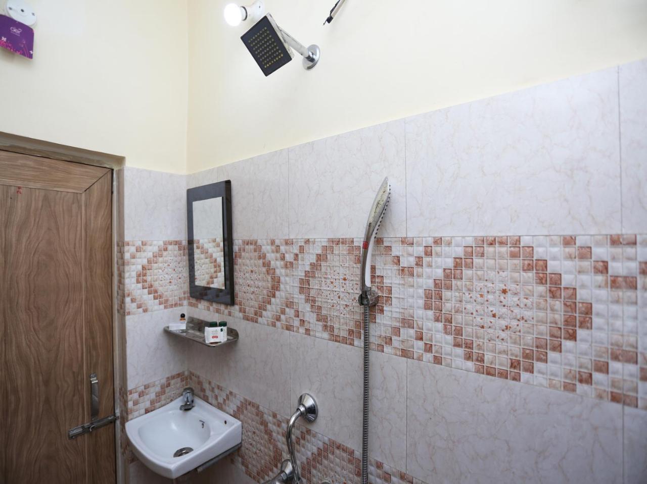 Oyo 24970 Hotel Galaxy Inn Durgāpur 外观 照片